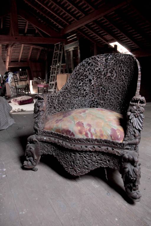 Mobilier indien fin 19 bois ajouré | Puces Privées