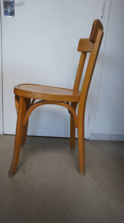 Chaise en bois Baumann | Puces Privées
