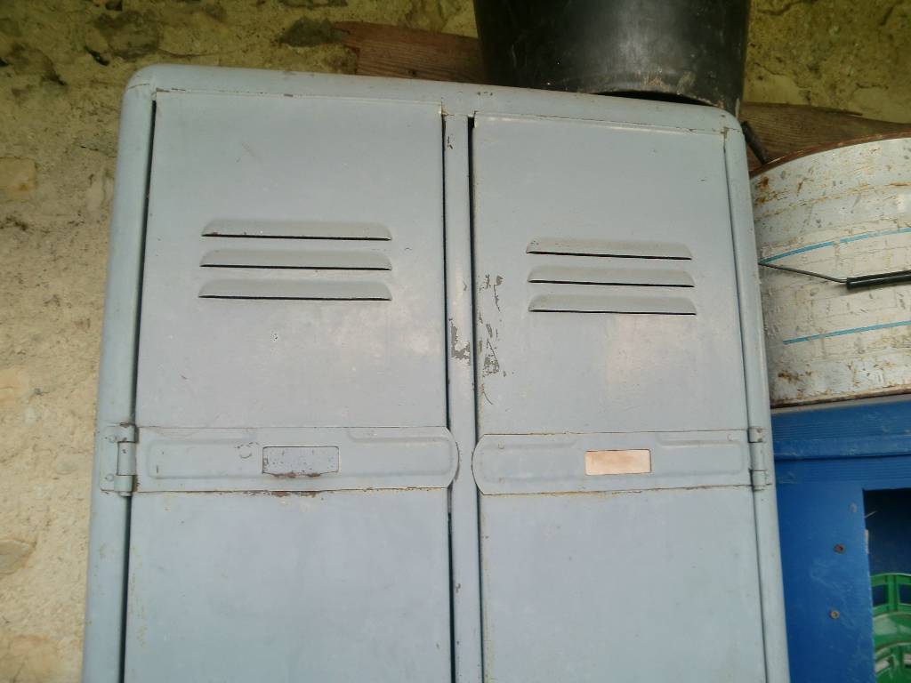 Meubles vestiaires métalliques | Puces Privées