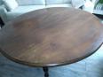 Jolie table merisier style Louis Philippe | Puces Privées