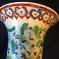 Chine vase balustre décor famille verte apocryphe Qianlong China | Puces Privées