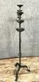 Très important Chandelier sur pied Renaissance en fer martelé vers 1850 | Puces Privées
