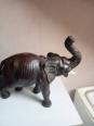 statuette élephant en cuir XIXème hauteur 30 cm x 35 cm | Puces Privées