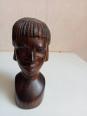Statuette ancienne africaine en bois hauteur 12 cm x 5 cm, signé | Puces Privées