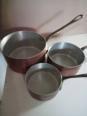 3 casseroles ancien en cuivre alimentaire diamètre 12,7 cm 10,3 cm 8,5 cm poigné laiton | Puces Privées