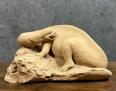 Sculpture moderniste en terre cuite figurant un animal de la préhistoire | Puces Privées