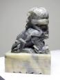 Paire de petits Chiens/Lions Foo en pierre de savon sculptée vintages | Puces Privées