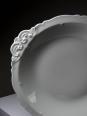 Grand plat de service creux porcelaine fine de Limoges blanche vintage/ancien | Puces Privées