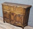 Buffet maie Provencal style Louis XV en noyer sculpté vers 1950 | Puces Privées