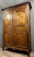 Armoire Lyonnaise époque louis XV en noyer massif | Puces Privées