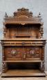 Buffet desserte style renaissance en noyer sculpté vers 1850 | Puces Privées