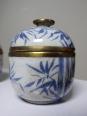 Trio de Gaiwans, petites tasses à thé couvertes chinoises porcelaine peinte main | Puces Privées