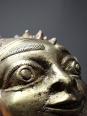 Petit masque d'Oba bronze doré Bamoun, Cameroun, vintage Afrique | Puces Privées