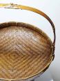 Grand panier à offrandes en bambou asiatique vintage 1920–1950 | Puces Privées
