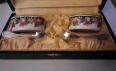 Salerons 2 Porcelaine Limoges Jie R Et 2 Cuillères Métal Argenté Coffret Ancien | Puces Privées