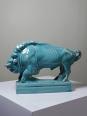 Bison Zsolnay en faïence émaillée turquoise, Hongrie, XXe siècle années 40-50 | Puces Privées