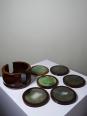 Dessous de verres en agate et bois tourné dans leur support vintage 1960-1970 | Puces Privées