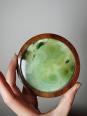 Dessous de verres en agate et bois tourné dans leur support vintage 1960-1970 | Puces Privées