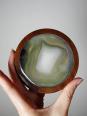 Dessous de verres en agate et bois tourné dans leur support vintage 1960-1970 | Puces Privées