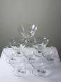 8 Coupes à champagne verre gravé à la roue décor végétal, Bohême, début XXe | Puces Privées