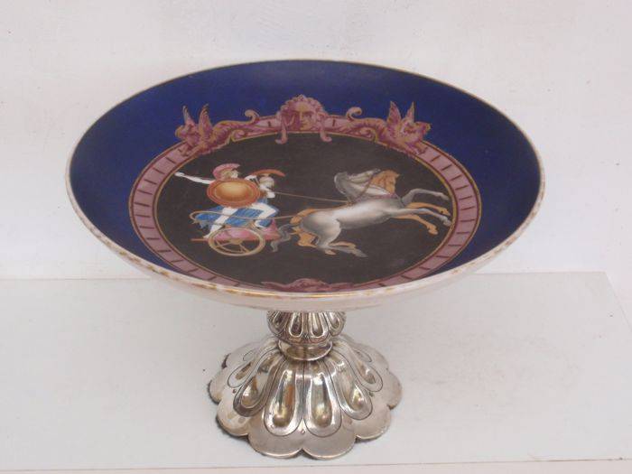 Coupe à fruits Tazza avec base en argent et décor grec - Argent 833 - Pays-Bas - 1864 | Puces Privées