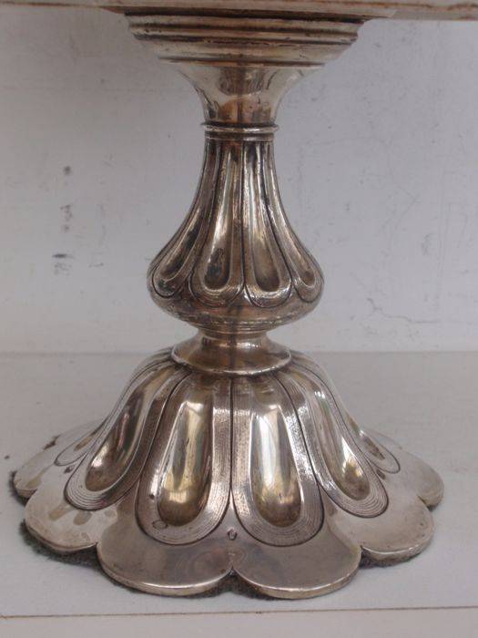 Coupe à fruits Tazza avec base en argent et décor grec - Argent 833 - Pays-Bas - 1864 | Puces Privées