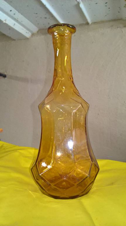 Bouteilles art décor | Puces Privées