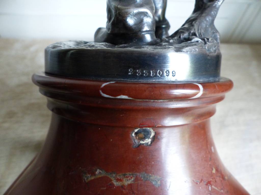 No - 338 - Bronze argenté sur un socle en marbre griotte par Christofle et Cie numéro  2335099 | Puces Privées