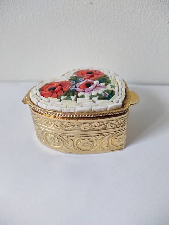 Joli coeur vintage pour petits bijoux | Puces Privées