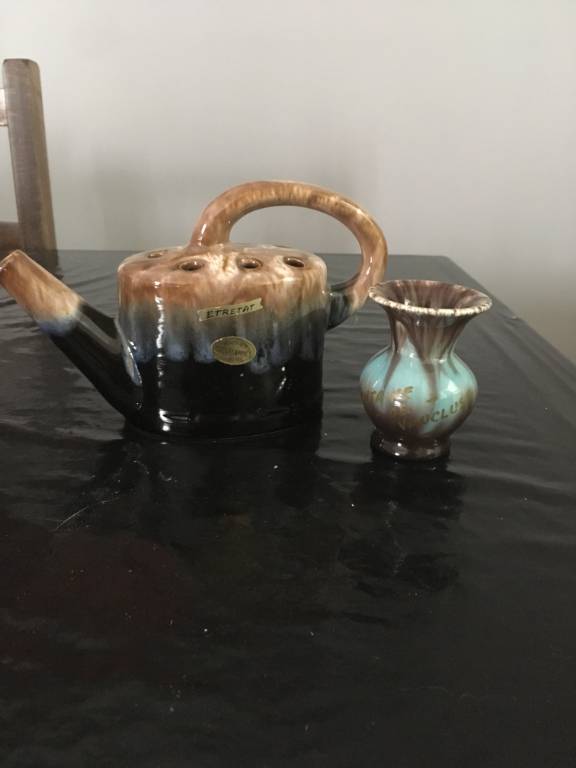 arrosoir et petit vase en porcelaine | Puces Privées