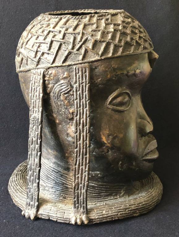 Tête d'homme en bronze Benin Bronze 28,5 cm diamètre 26,5 cm 4kg610 Afrique déco | Puces Privées