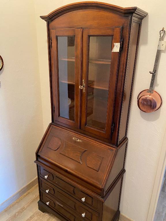 Étagère vitrine | Puces Privées