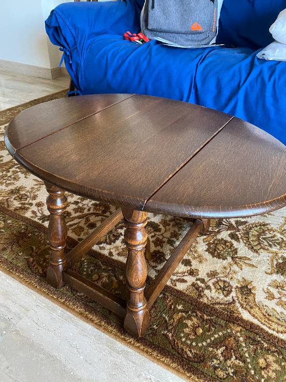 Petite table basse | Puces Privées