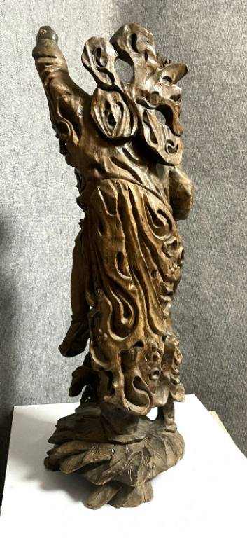 Chine début XIXème  Très importante sculpture en bois exotique figurant un immortel, | Puces Privées