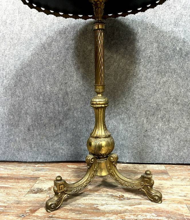 Superbe guéridon Empire en bronze et laiton doré a ceinture ajourée vers 1900 | Puces Privées
