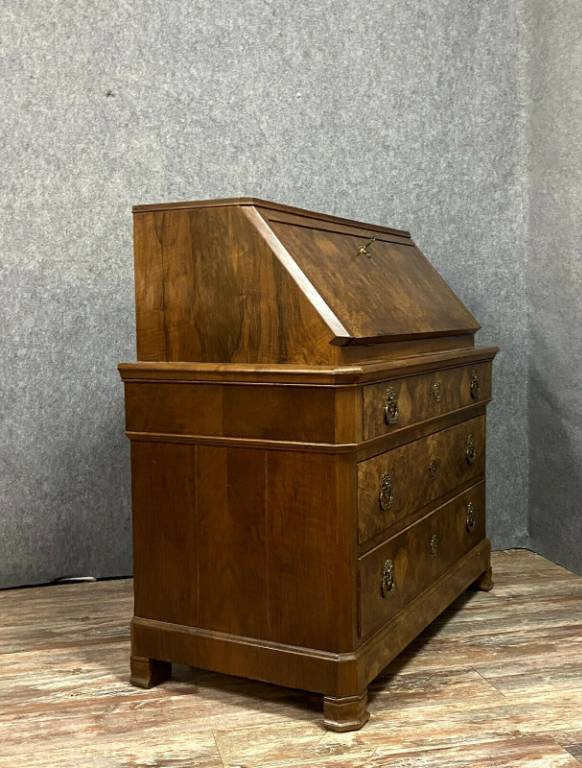 Magnifique commode scriban époque Louis Philippe en ronce de noyer vers 1830 | Puces Privées