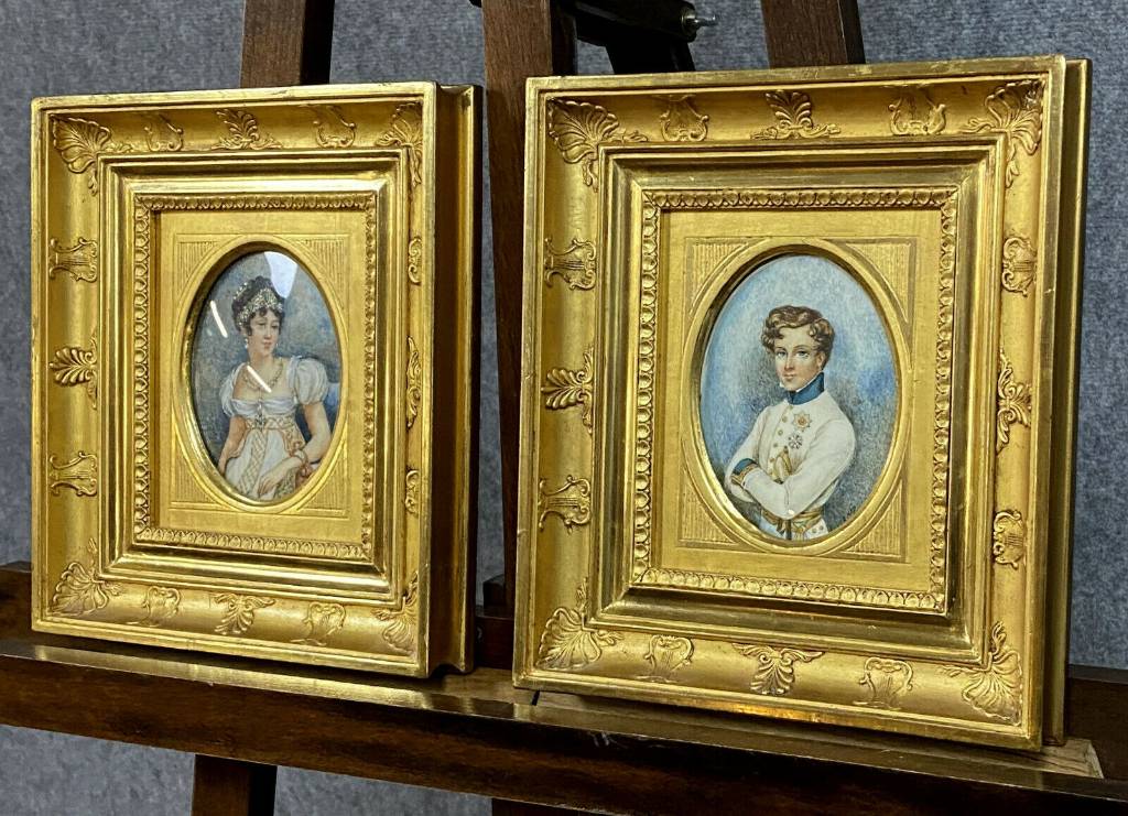 École Française XIXeme  paire d'aquarelles de qualité dans de superbes cadres dorés a palmettes | Puces Privées