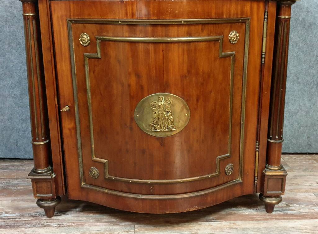 Rare meuble Boulle galbé époque Napoléon III en acajou et bronzes dorés vers 1850. | Puces Privées