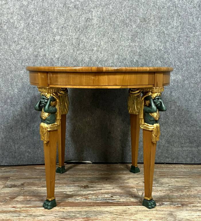 Très Rare table volante d'apparat Empire en acajou blond et cariatides en bois doré et laqué | Puces Privées