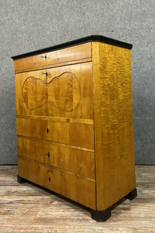 Magnifique secrétaire en bois clair époque Empire  Biedermeier vers 1800. | Puces Privées