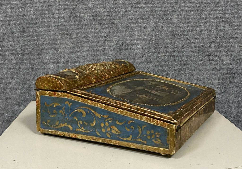 Très rare écritoire de voyage époque consulat en bois laqué et doré vers 1795 | Puces Privées