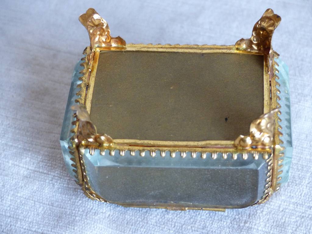 No - 450 - Coffret à bijoux . Souvenir de Notre Dame de Paris époque XIX e siècle | Puces Privées