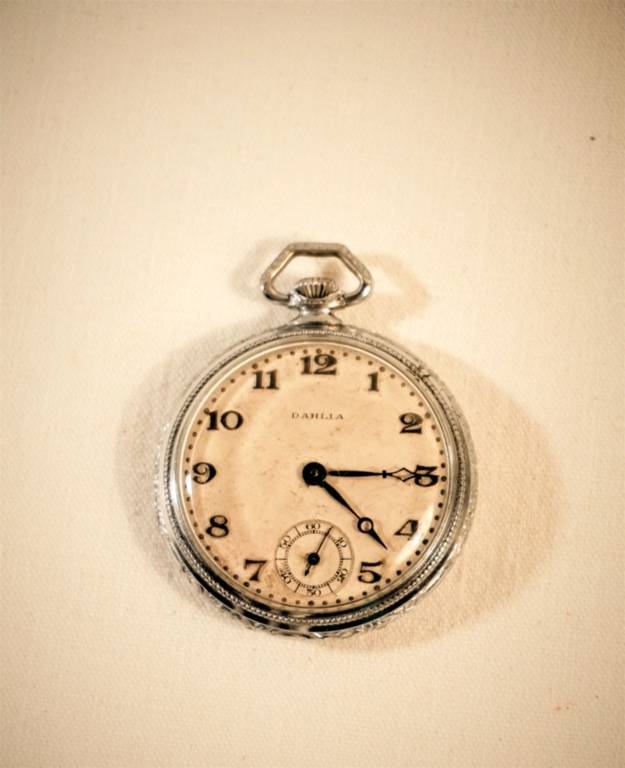 Montre à Gousset Dahlia Horlogerie circa 1945-1950 | Puces Privées