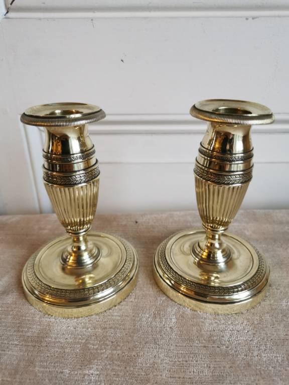 No - 506 - Paire de bougeoirs Directoire en bronze poli d'époque 19 ème | Puces Privées