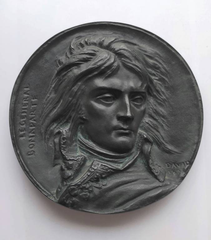 Médaillon en bronze Le Général Bonaparte d'après David d'Angers XIXème | Puces Privées