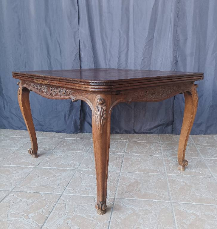 Table provençale Louis XV en chêne | Puces Privées