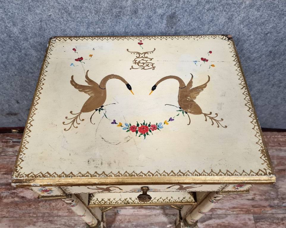 étagère époque Empire / Directoire en bois peint vers 1810-1820 | Puces Privées