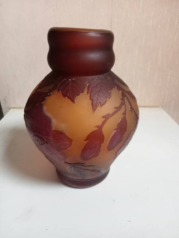 vase boule ancien dans le gout de Gallé hauteur 17 cm | Puces Privées