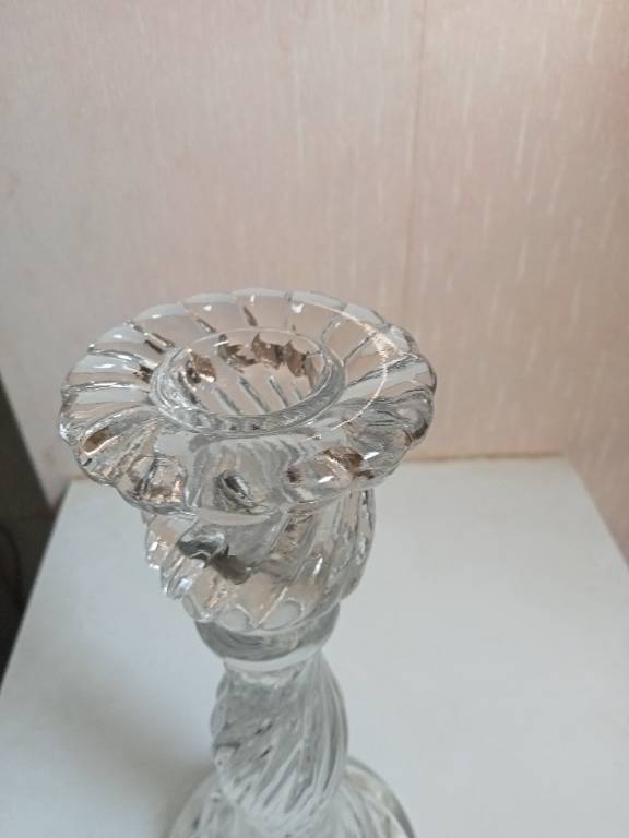 bougeoire en verre moulé ancien hauteur 25 cm | Puces Privées
