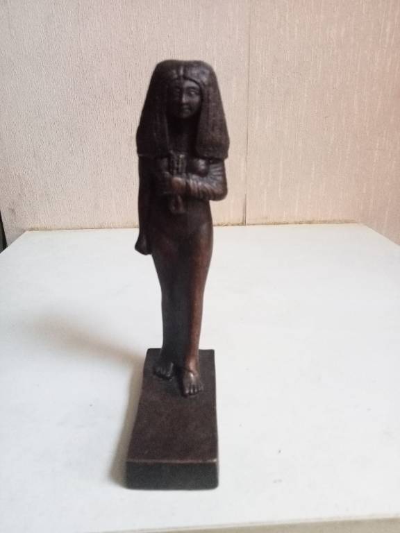 Sculpture statue en bronze reproduction la dazme touy oeuvre hauteur 13,5 cm | Puces Privées